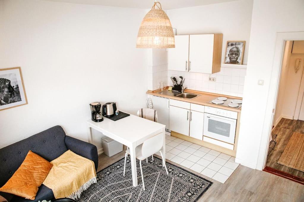 City-Appartement, Holtenauer Strasse Mit 24H Check-In Kiel Kültér fotó